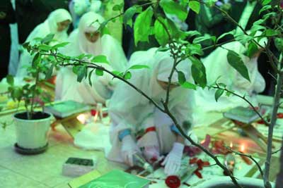 مراسم غبارروبی مزار شهدای گمنام جزیره کیش برگزار شد/ امام جمعه کیش: ترجمان شهید یعنی فداکاری، ایثار و از خودگذشتگی (+تصاویر)