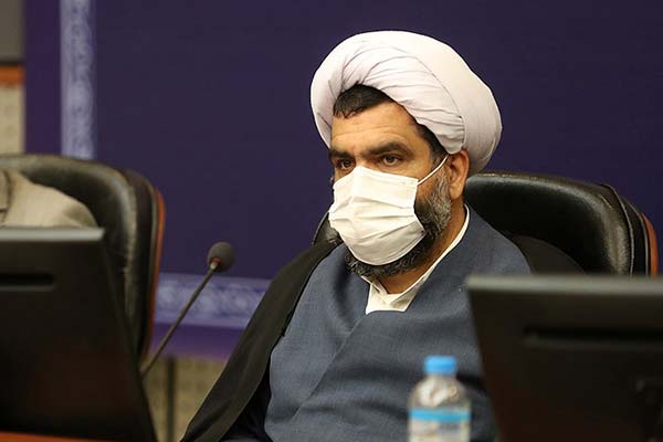 انتقاد شدید امام جمعه کیش از پروژه مونسان/ مسئولان امر محاکمه و مواخذه شوند