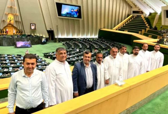 پیگیری ساماندهی شناورهای بدون مجوز و لغو ابلاغیه منع صید در دو مایلی جزیره کیش