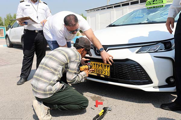 آغاز روند نوسازی خودروهای ناوگان حمل و نقل عمومی کیش