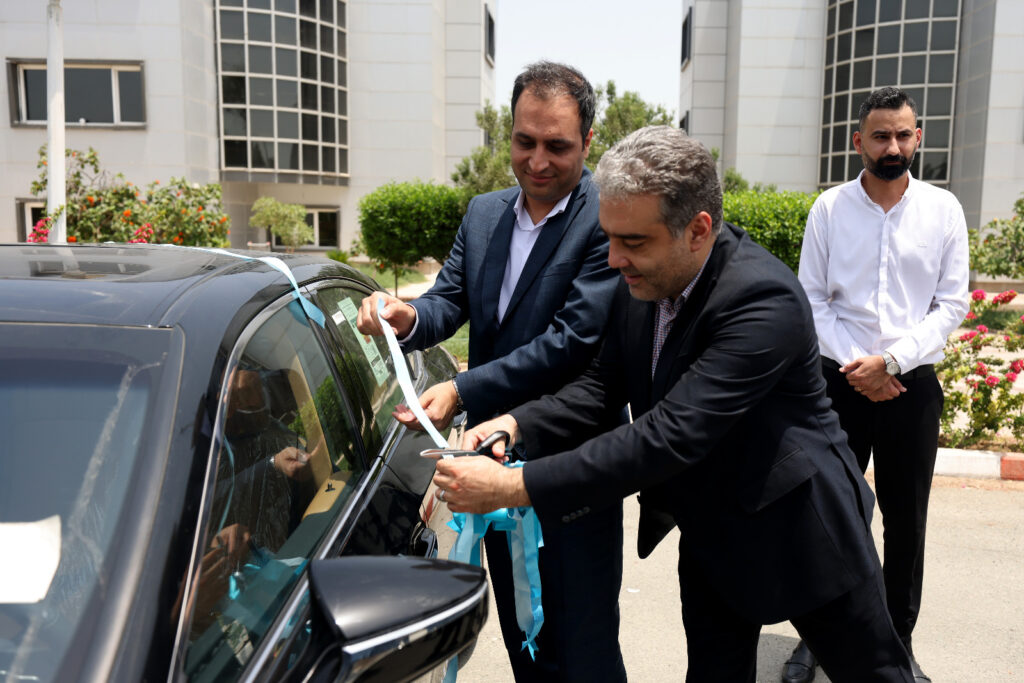 لکسوس هیبریدی، جدیدترین مدل تاکسی کیش