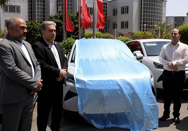 خرید چهار خودروی برقی برای استفاده در شرکت عمران، آب و خدمات